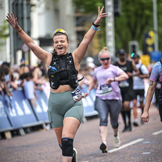 Sensu Vest With Bladder 1.5L & 2x Soft Flask 500ml- Black